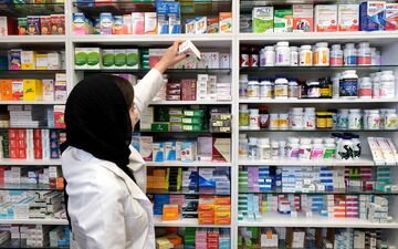 جایگزینی واردات با تولید دارو/ متولیان به فکر تخصیص یک بودجه خاص و فوری باشند