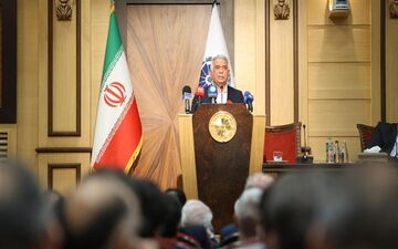 ارایه سند رشد ۱۳ درصدی بخش معدن به دفتر رهبری