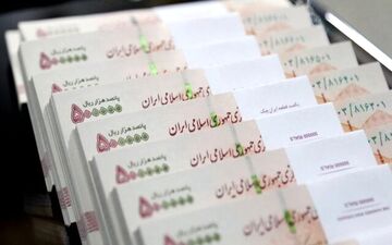 خبر خوش وزیر صمت برای کارمندان/ حساب این افراد شارژ می‌شود 