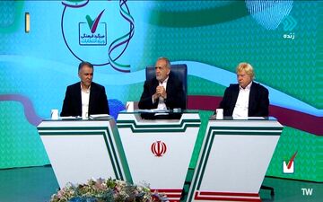 تنش در میزگرد فرهنگی صداوسیما / مشاور پزشکیان برنامه را ترک کرد