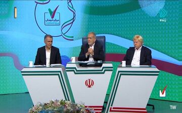 تنش در میزگرد فرهنگی صداوسیما / مشاور پزشکیان برنامه را ترک کرد