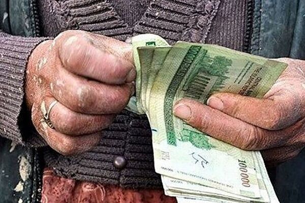 فعال کارگری: معیشتِ کارگران هیچ اهمیتی برای وزارت کار ندارد