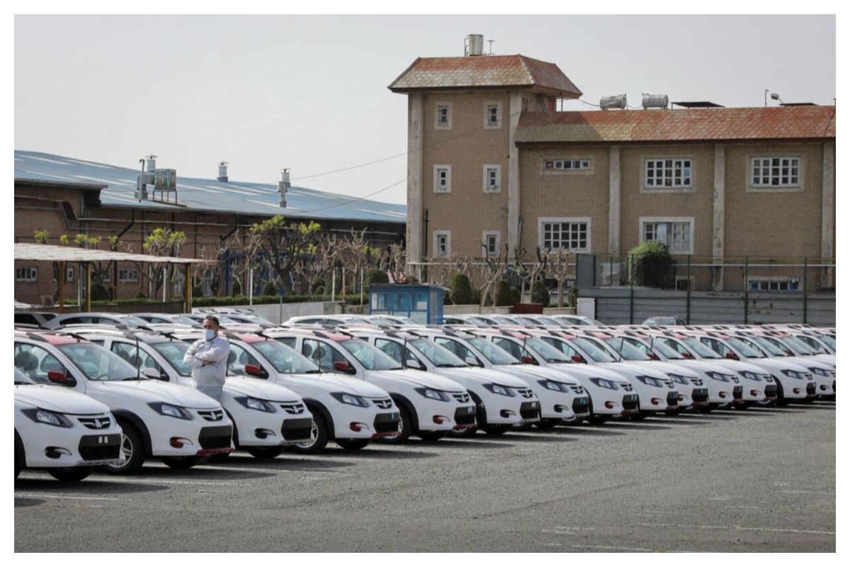 افت شدید معاملات/آرامش قبل از طوفان در بازار خودرو