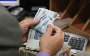 وام مشاغل خانگی به این گروه تعلق می‌گیرد