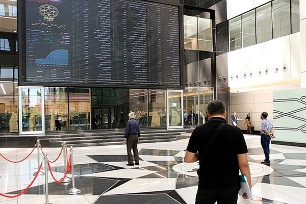 از دست رفتن کانال 2میلیون و 100 هزار واحدی / بورس با 2مشکل جدی دست به گریبان است