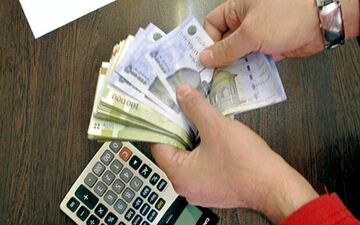 نماینده مجلس: قانون مصوب می‌کنیم که مردم بیشتر کار کنند!