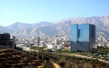 وام ۳۲۱ همتی بانک‌ها به شرکت‌های زیرمجموعه 