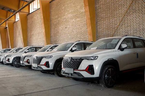 تناقض آشکار در قانون بودجه/تعرفه واردات خودرو از ۲۰تا ۱۹۰درصد 