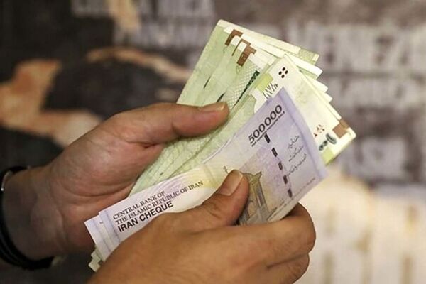 انتقاد تند رئیسی از نظام بانکی / تسهیلات مسکن نمی‌دهند،  مسکن‌سازی می‌کنند
